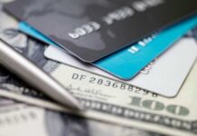 How to Get Cash With a Credit Card